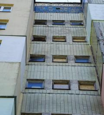 Шестеро полтавців продовжують лікування після ракетного удару