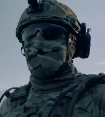 Сирский опубликовал видео с военным, наносившим удары по Москве, и заявил, что «продолжение следует»