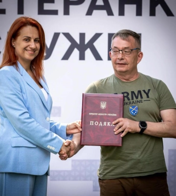 Ветеран з Рівненщини отримав подяку Прем’єр-міністра України за служіння державі