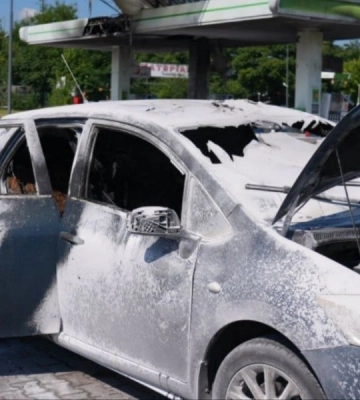 Рашисты атаковали БпЛА Запорожье — загорелись автомобили