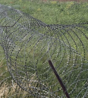 В Донецкой области чиновника горсовета подозревают в переплате 14 млн грн за колючую проволоку