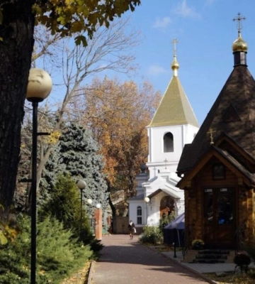 В Одесі храм при військовому госпіталі перейшов від УПЦ до ПЦУ: між представниками церковних юрисдикцій конфлікт