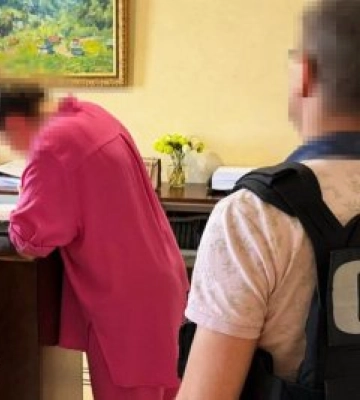 Ексміністра зі спільниками викрили на Черкащині за привласнення понад 5 млн грн