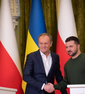 У Туска считают, что Навроцкий хотел сорвать конференцию по восстановлению – СМИ
