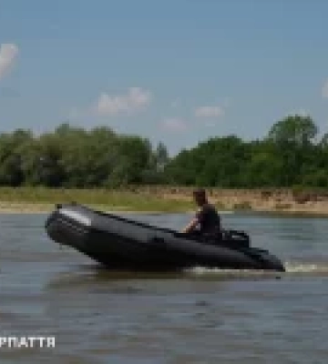 На Закарпатті з Тиси підняли тіло 10-річного хлопчика, якого шукали понад дві доби