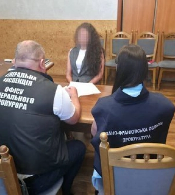Прокурору из Ивано-Франковской области предъявлено подозрение в "содействии" трудоустройству с бронированием
