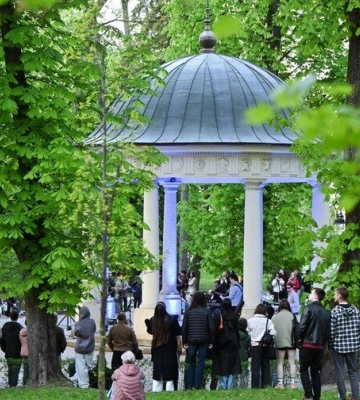 У двох парках Львова з’являться нові точки з кавою та морозивом: місто оголосило аукціони