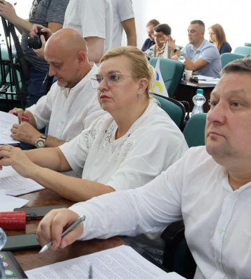 У Луцьку боротимуться з самовільним «бронюванням» паркомісць в центрі міста