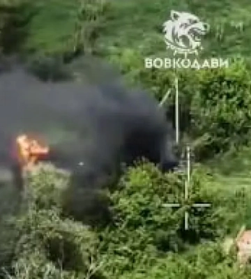 Бойцы 57-й ОМПБр уничтожили понтонную переправу оккупантов под Волчанском. ВИДЕО