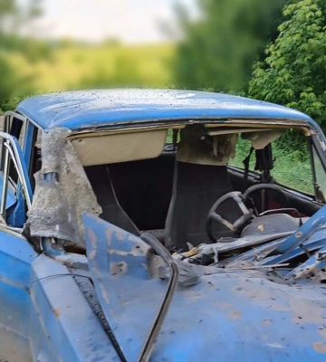 Жінка загинула та чоловік був поранений на Харківщині внаслідок підриву автівки – поліція