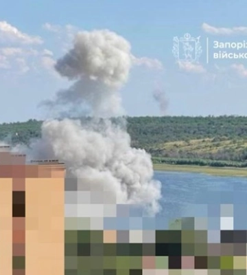 В Запорожье бомбы упали на пляж, пострадали дети