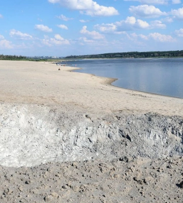 Окупанти вдарили по пляжу в Запоріжжі: є поранені (фото, відео)