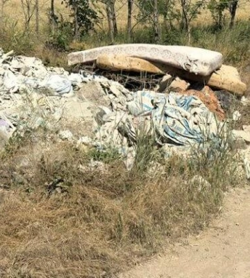 Біля Одеси виявили гори будівельного сміття: деталі