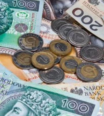 У Польщі темпи зростання зарплат упали до найнижчого за 5 років рівня