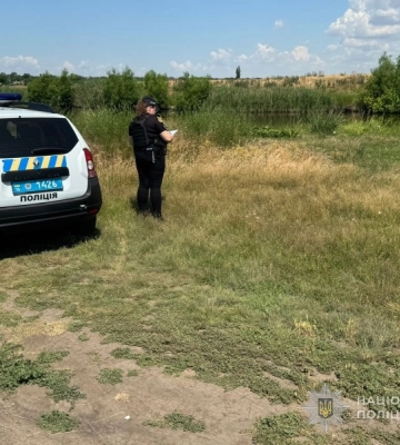 На Одещині неповнолітню дівчину знайдено мертвою у зашморгу - поліція розпочала розслідування