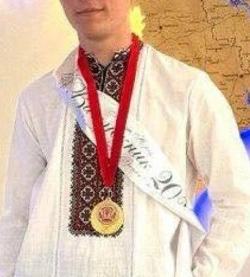 Випускник львівського ліцею склав НМТ на максимальні 800 балів