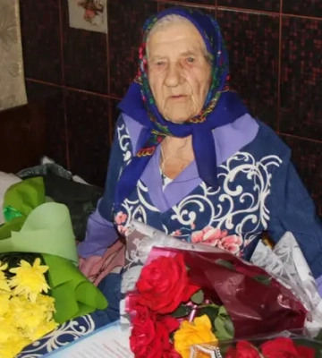«Вражає життєрадісністю». 100-річна пенсіонерка із Чернігівщини назвала секрет довголіття