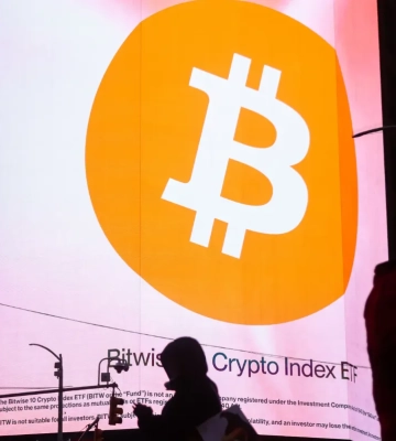 Біткоїн впав нижче 60 тисяч доларів