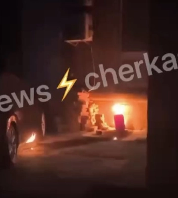 У Черкасах через каністру з легкозаймистою рідиною загорівся автомобіль