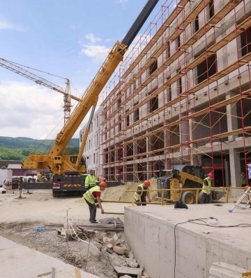 Школа майбутнього в Карпатах: у Перечині зводять унікальний мегакомплекс, який знищить радянські стандарти освіти