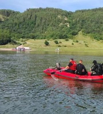 На Днестре пропали четверо человек, в том числе трое детей: поиски продолжаются