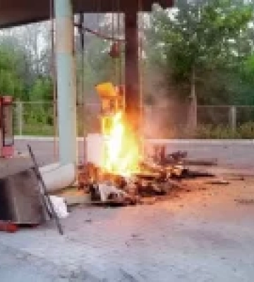 У Слов’янську російські БпЛА вдарили по медзакладу, у Краматорську атакували АЗС