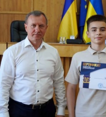 В Ужгороді назвали нових зірок Закарпаття: хто отримав престижні премії міського голови та чому про них говоритиме вся Україна