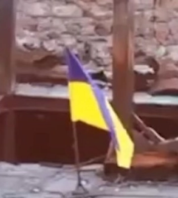 Бійці Сил оборони України встановили державний прапор на території Кінбурнської коси. ВIДЕО