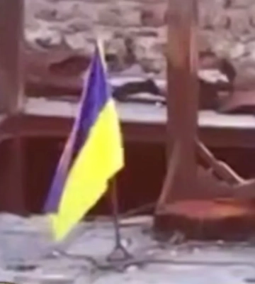 Силы обороны водрузили украинский флаг на Кинбурнской косе, российские оккупанты отступают