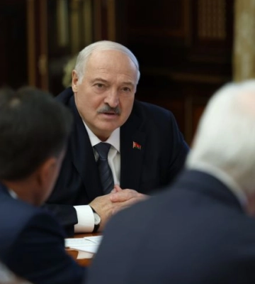 Лукашенко заявил, что встречался с представителями Зеленского