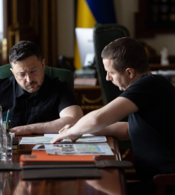 Зеленський: Дані розвідки свідчать про поглиблення кризи з пальним, воєнною логістикою і управлінням у Криму