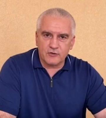 "Такого ще ніколи не було": у Криму визнали проблеми з пальним та світлом