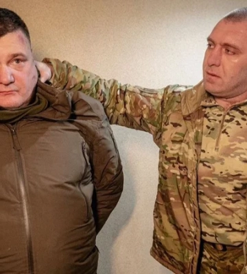 Работал в ФСБ. Бывший глава штаба Антитеррористического центра СБУ приговорен к пожизненному заключению