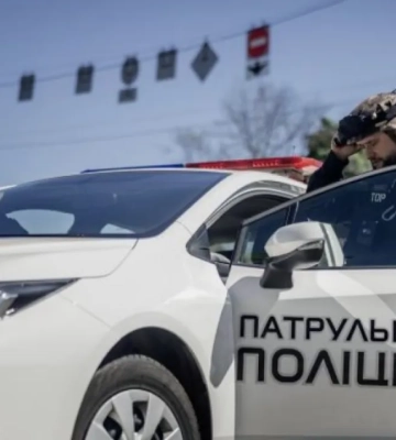 В Харькове уклонист с ножом напал на полицейских во время проверки документов