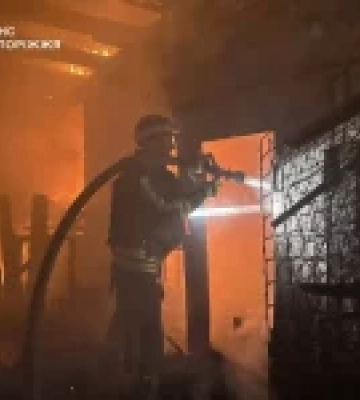 У Запоріжжі через ворожу атаку на житловий будинок троє людей травмовані – ДСНС