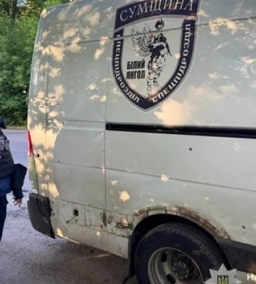 Россияне атаковали эвакуационный экипаж полиции "Білий ангел" на Сумщине. ФОТО