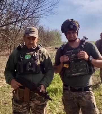 «Я з тобою»: батько і син з Острожчини вже понад чотири роки разом боронять Україну