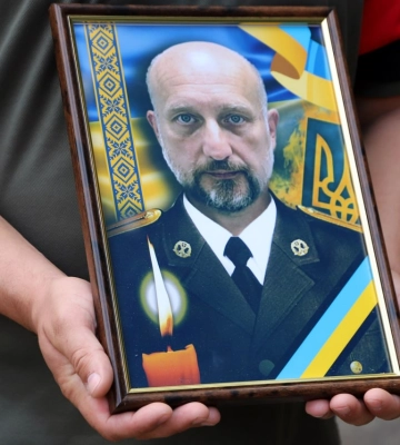 В Ужгороді попрощалися із захисником Олегом Наконечним