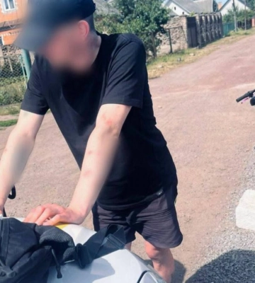 У Дубні патрульні виявили у велосипедиста речовину, схожу на наркотичну