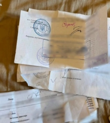 Фейкова інвалідність за $30 000: у Києві викрили схему, серед сімох підозрюваних - голова колишньої МСЕК