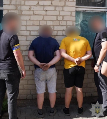 Затримали 19-річних жителів Рівненщини, які на замовлення російських спецслужб підпалили суд і банк на Волині
