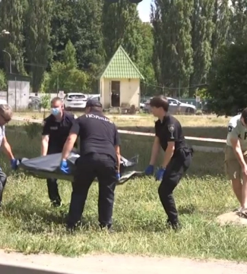 Тіло знайшли у каналізаційному люку: деталі надзвичайної події на вулиці Федорова в Луцьку