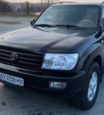 Самый прочный Toyota Land Cruiser продают в Харькове за баснословные деньги