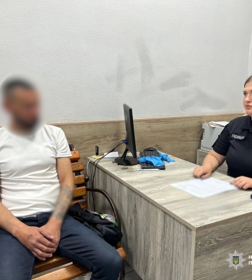 В Одесі чоловік до напівсмерті побив товариша милицею