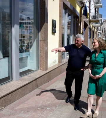 В Киеве открылась фотовыставка, посвящённая партнёрству США и Украины