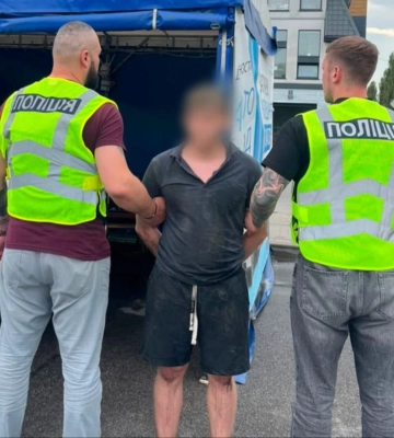 На Київщині обрано запобіжний захід вчителю, який звабив неповнолітню ученицю