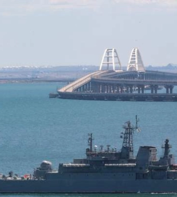 Військовий сказав, чому Україна не б'є зараз по Кримському мосту