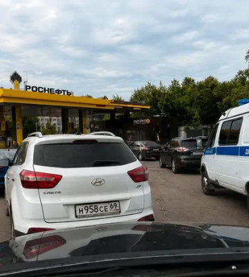 Росія загрузла в паливній кризі: влада запевняє, що пального достатньо