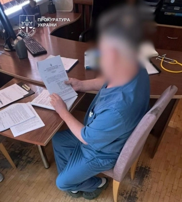 У Києві хірургу повідомили про підозру після смерті військовослужбовця