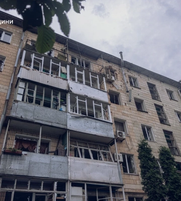 В Сумах в результате вражеских атак ранены 13 человек, среди них 2 детей